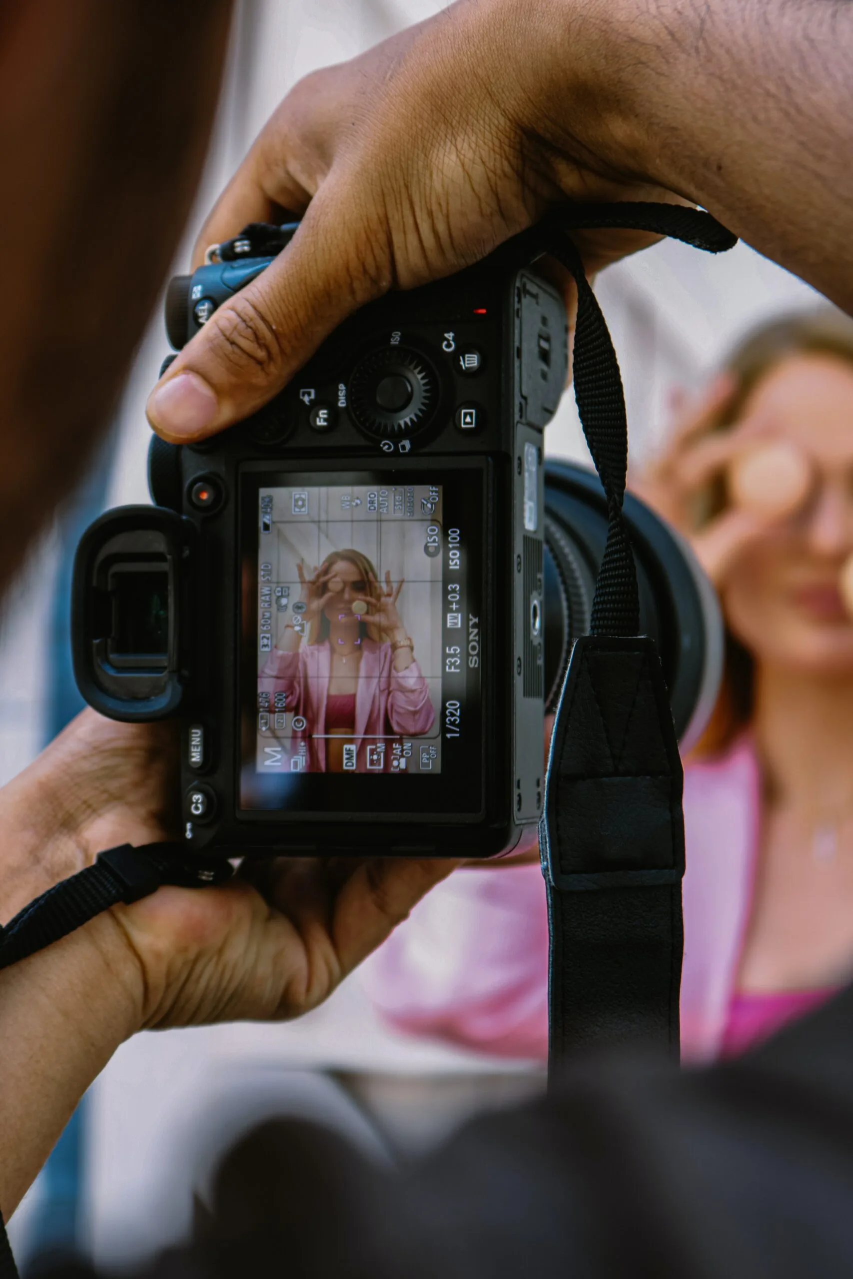 Modeling photography : A Journey